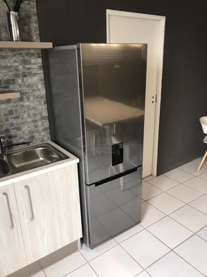 Adventure Apartment - Colchester - 5Km From Elephant Park Exterior photo