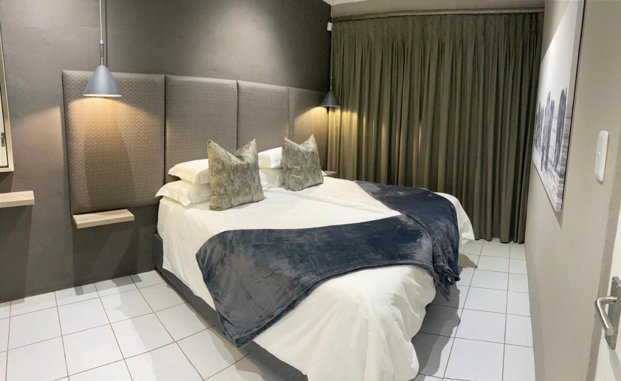 Adventure Apartment - Colchester - 5Km From Elephant Park Exterior photo